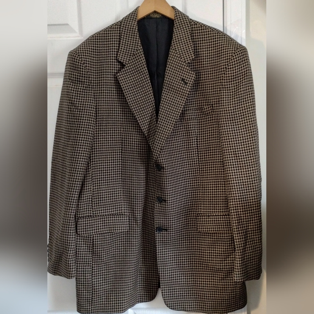 Men's Black and White Checkered Blazer